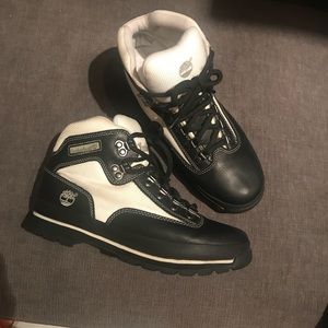 white timberland boots mens